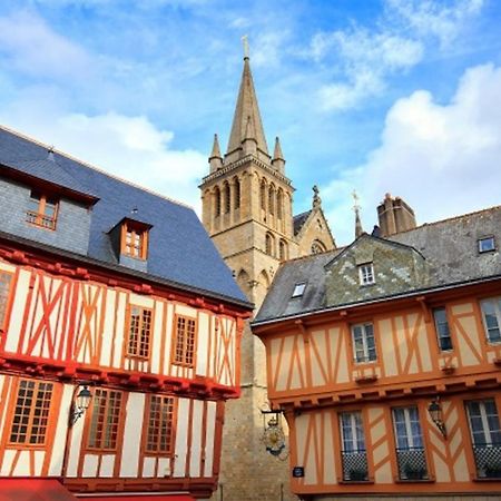 Studio Tout Confort Avec Vue Cathedrale A St Patern Vannes-Centre Lägenhet Exteriör bild